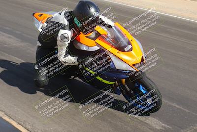 media/Sep-30-2023-SoCal Trackdays (Sat) [[636657bffb]]/Turn 3 Inside (1035am)/